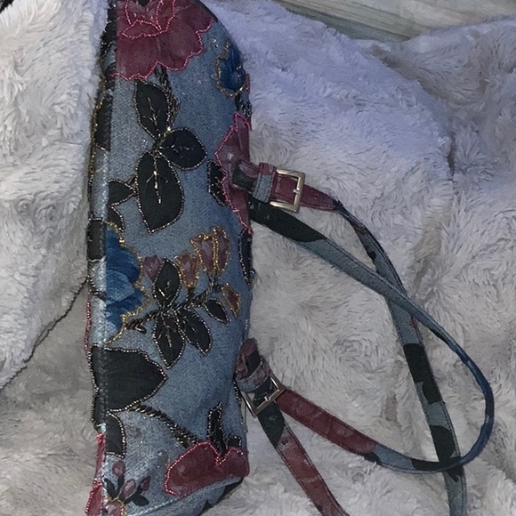 Floral Embroidered Women's Bag - Picture 5 of 5